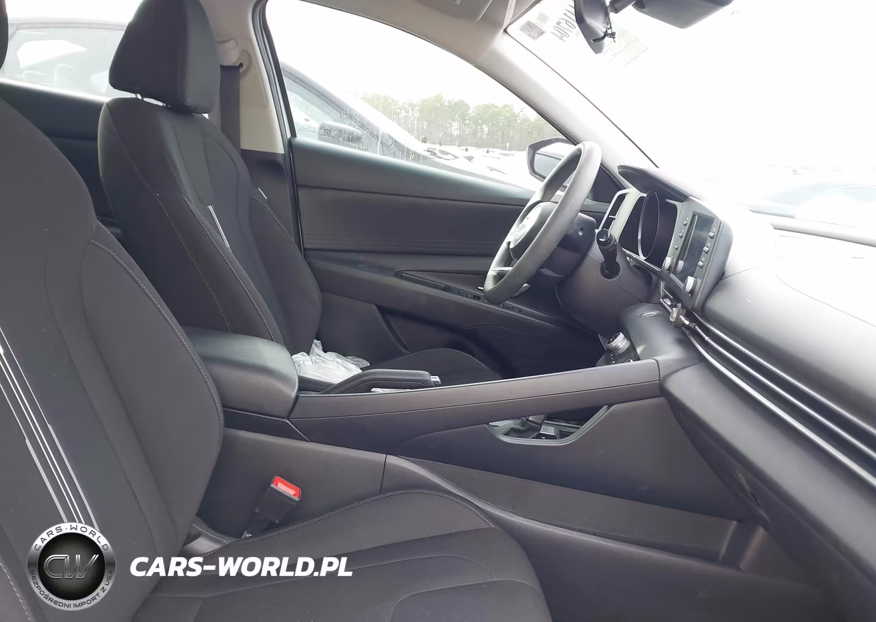 2022 Hyundai Elantra Sel VIN:5NPLM4AG2NH063955 - 5