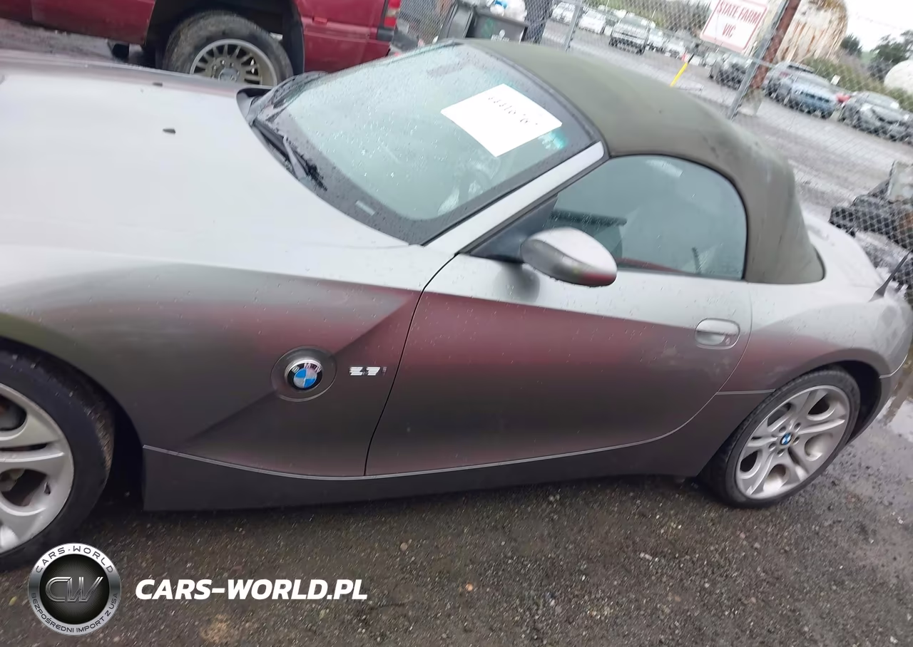 2005 BMW Z4 2.5I VIN:4USBT33535LS56772 - 15