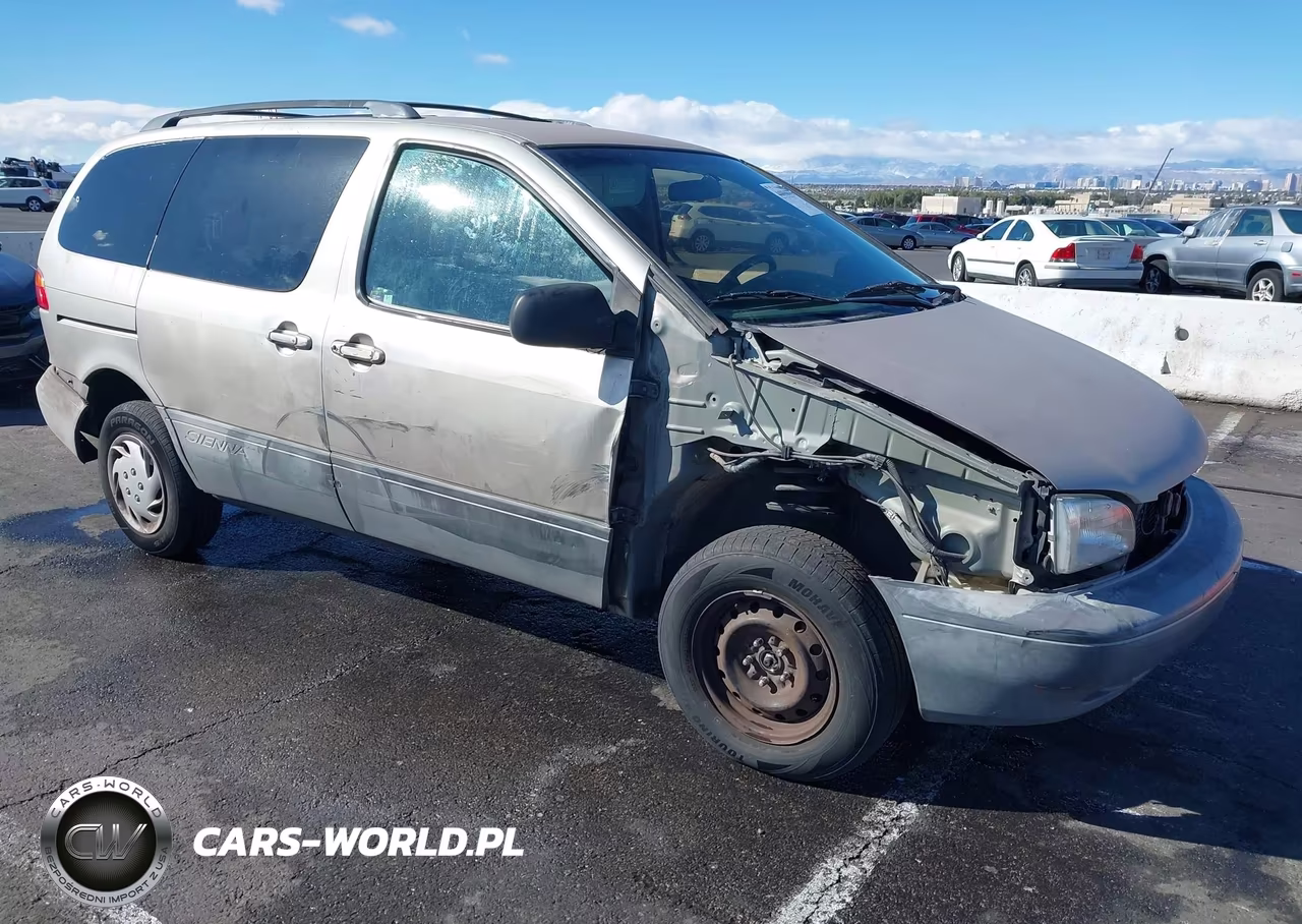2000 Toyota Sienna Le