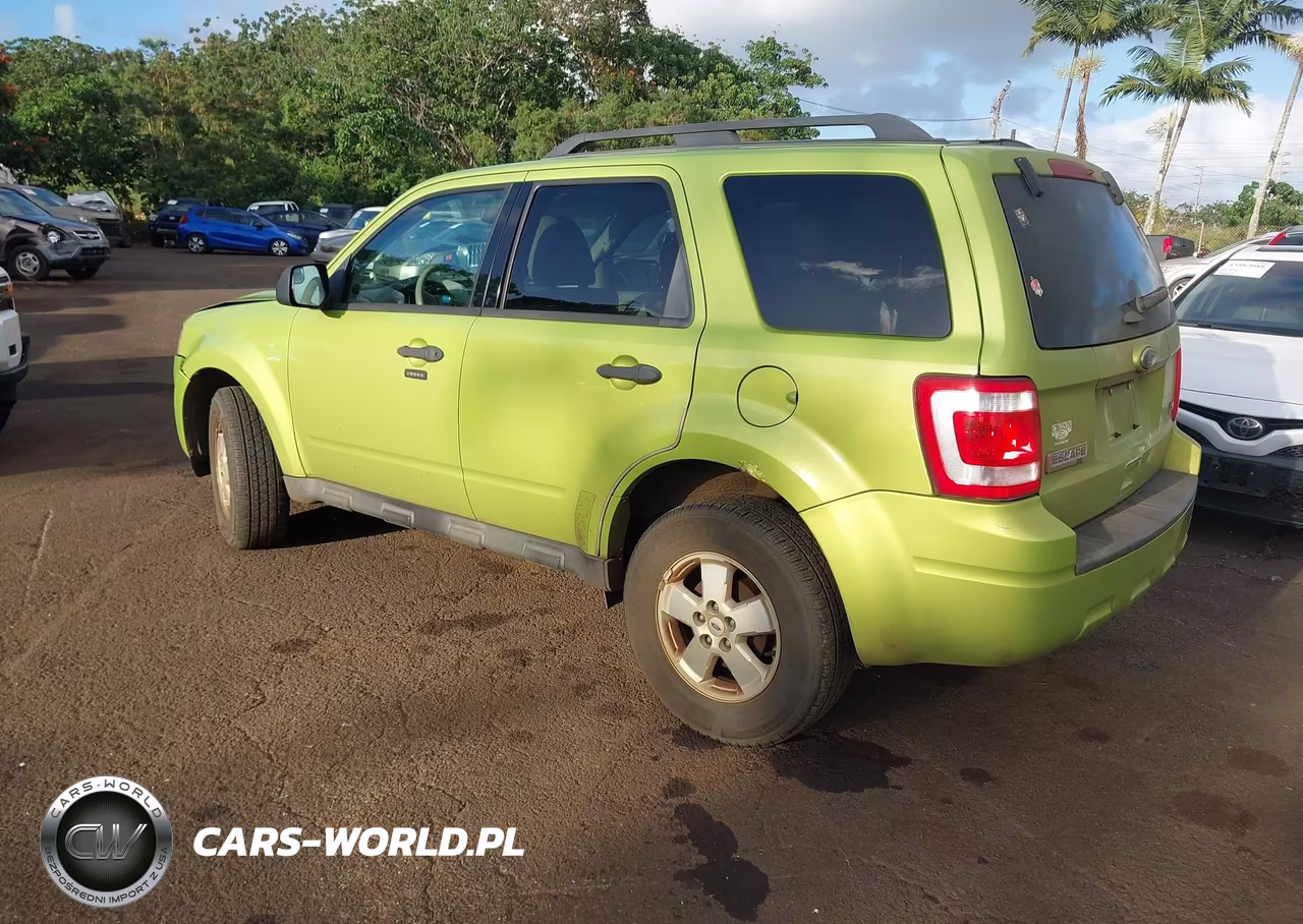 2011 Ford Escape Xlt VIN:1FMCU0DG9BKC09832 - 3