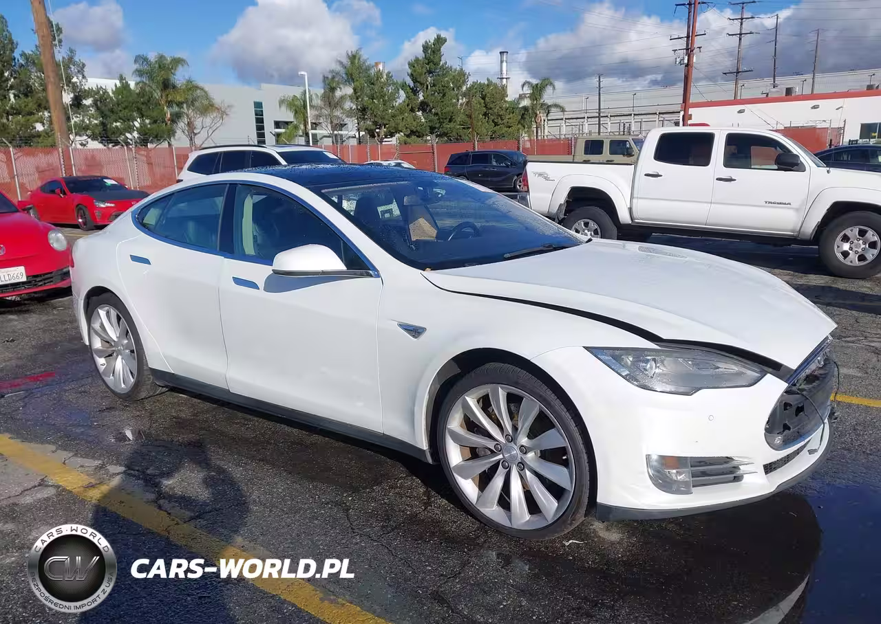 2014 Tesla Model S P85