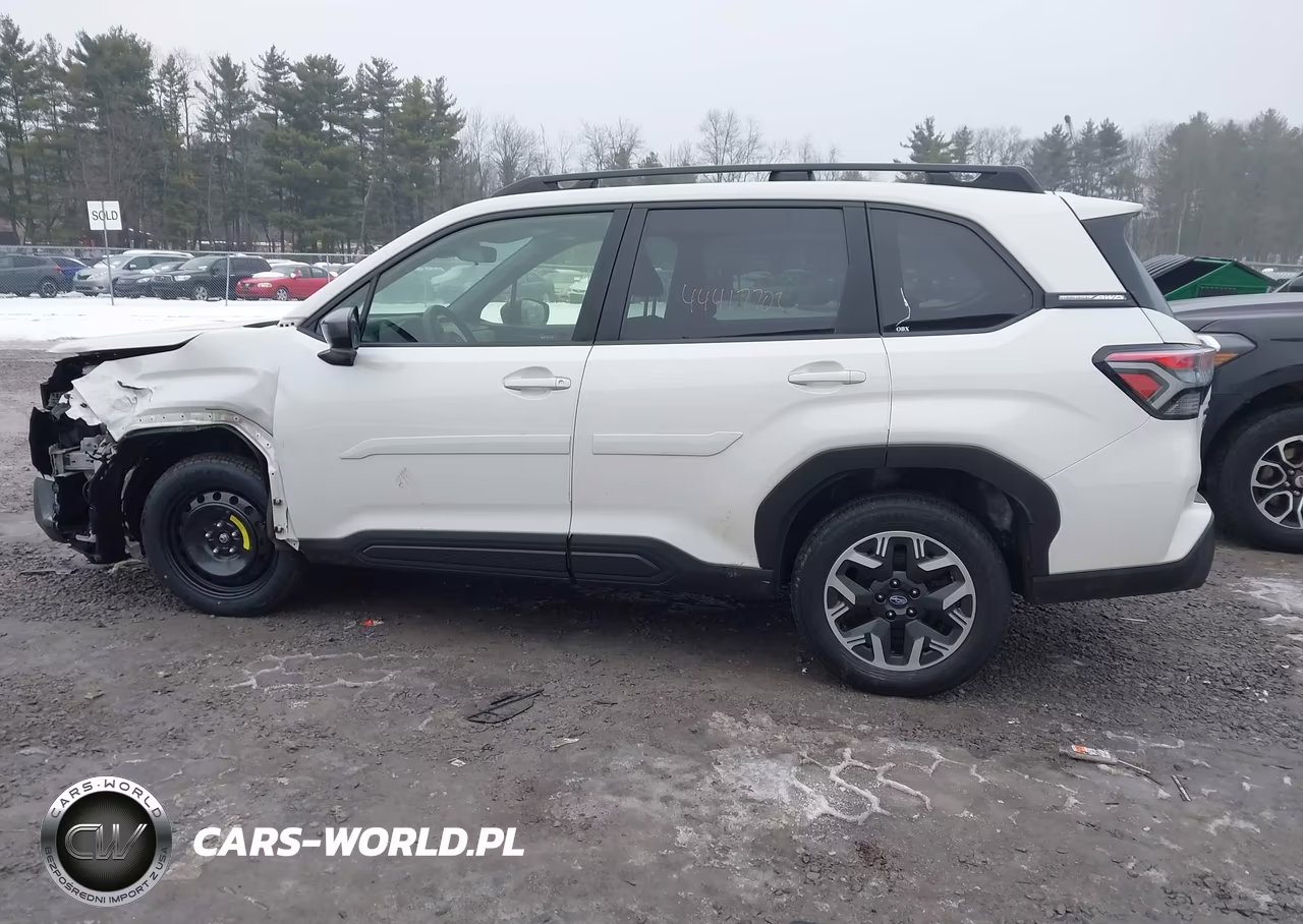 2025 Subaru Forester Premium VIN:JF2SLDDC0SH416261 - 14
