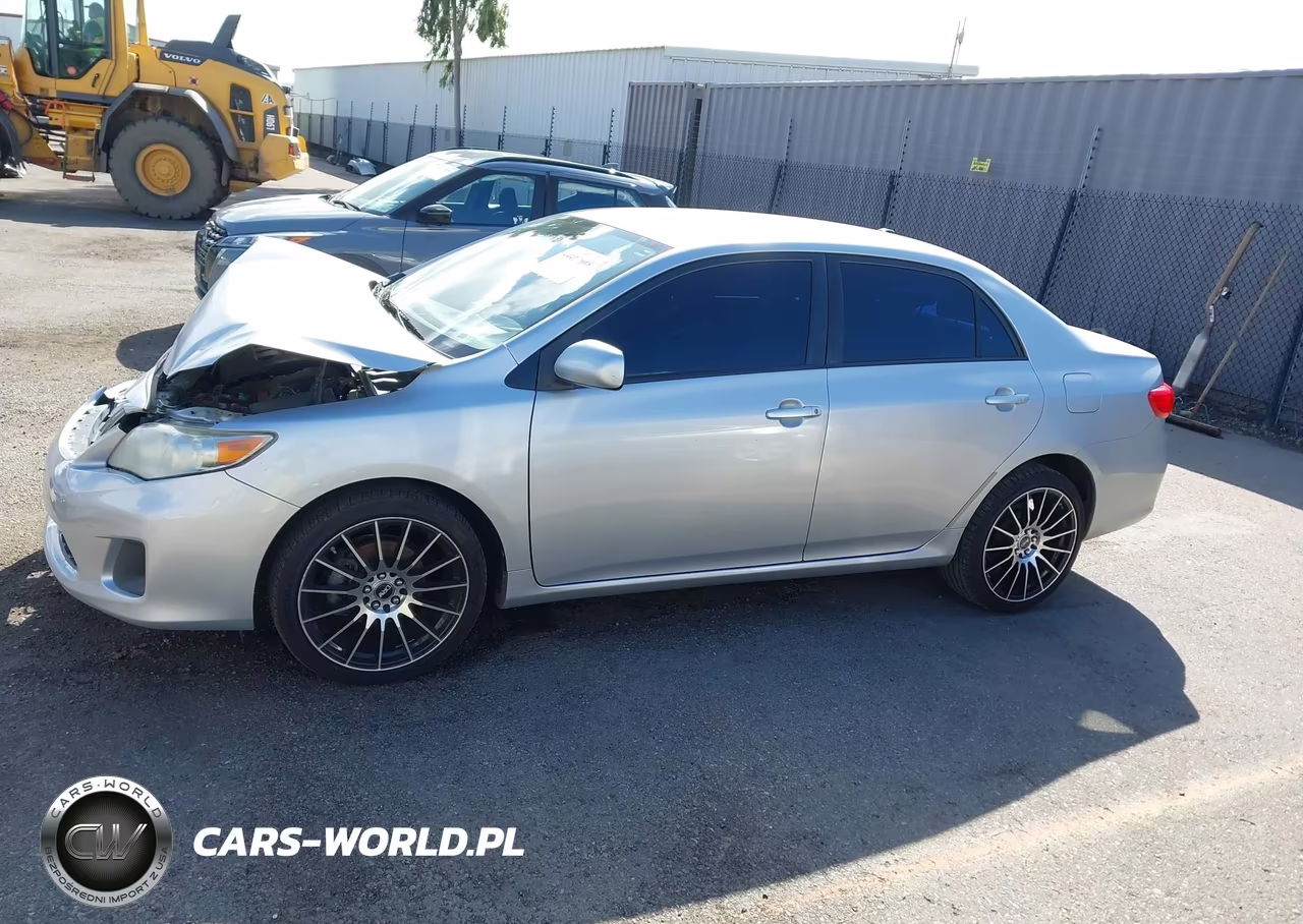 2011 Toyota Corolla Le VIN:JTDBU4EE2B9126836 - 14
