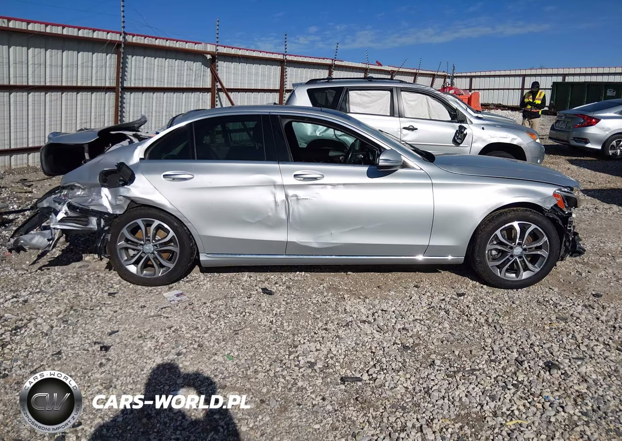 2015 Mercedes-Benz C 300 VIN:55SWF4JB4FU061635 - 14