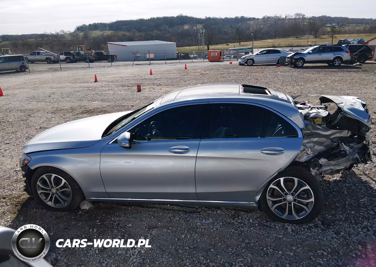 2015 Mercedes-Benz C 300 VIN:55SWF4JB4FU061635 - 15