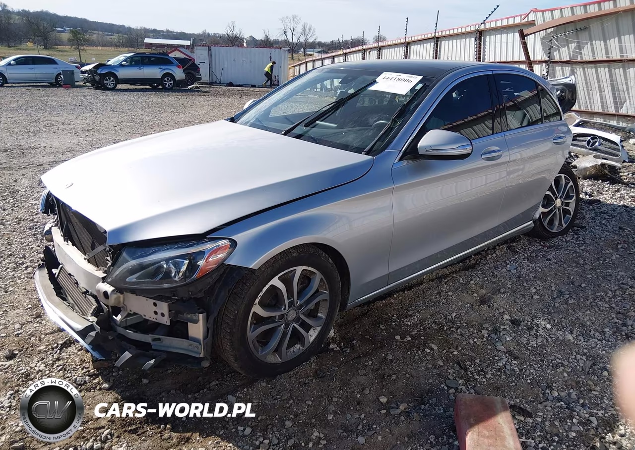2015 Mercedes-Benz C 300 VIN:55SWF4JB4FU061635 - 2