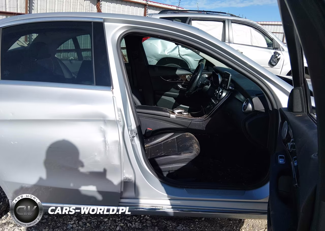 2015 Mercedes-Benz C 300 VIN:55SWF4JB4FU061635 - 5