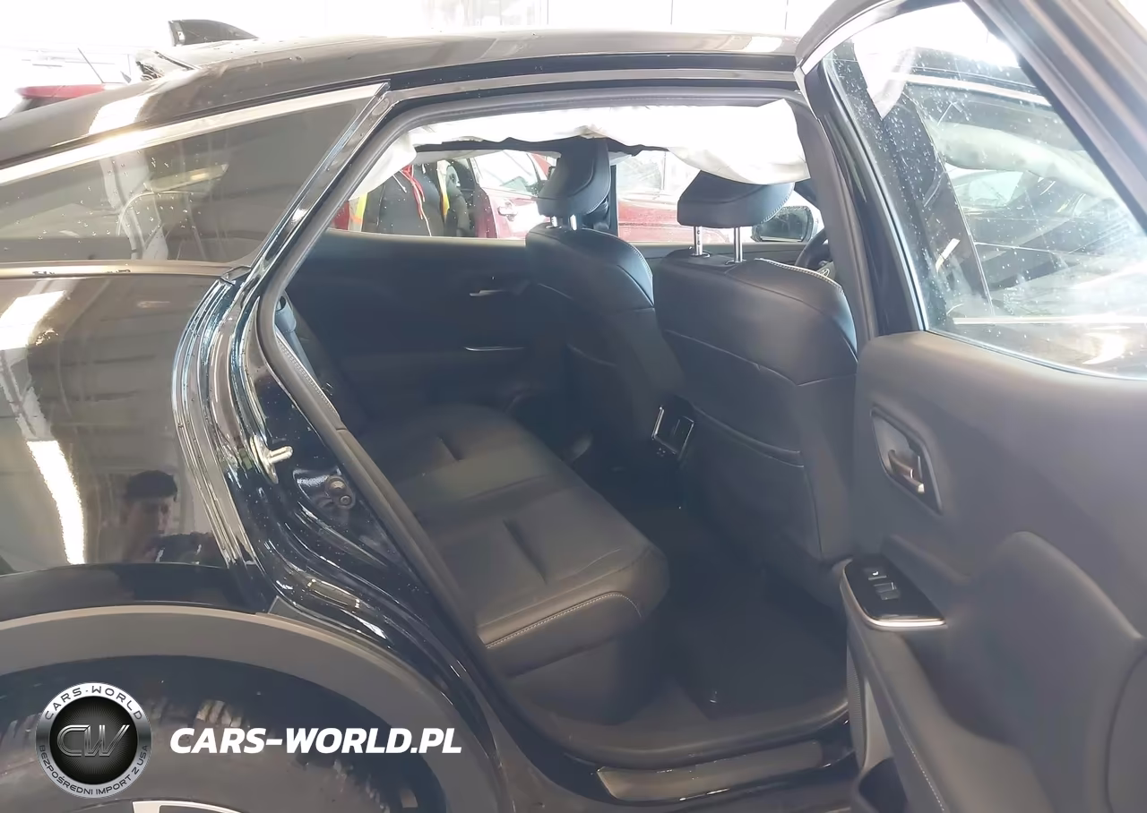 2026 Toyota Crown Xle VIN:JTDAAAAF1T3040973 - 8