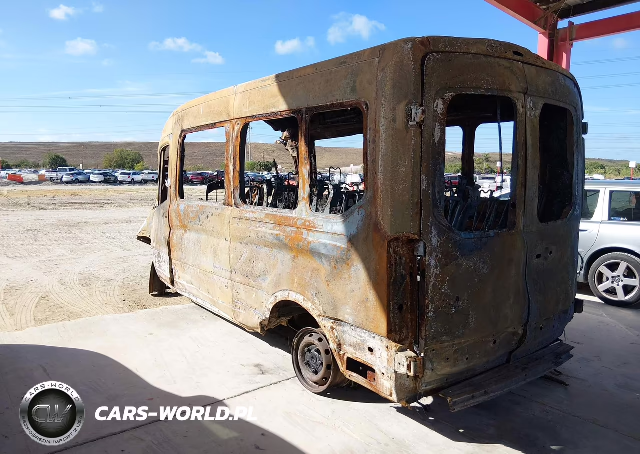 2024 Ford Transit-350 Passenger Van Xl VIN:1FBAX2C83RKB65270 - 3
