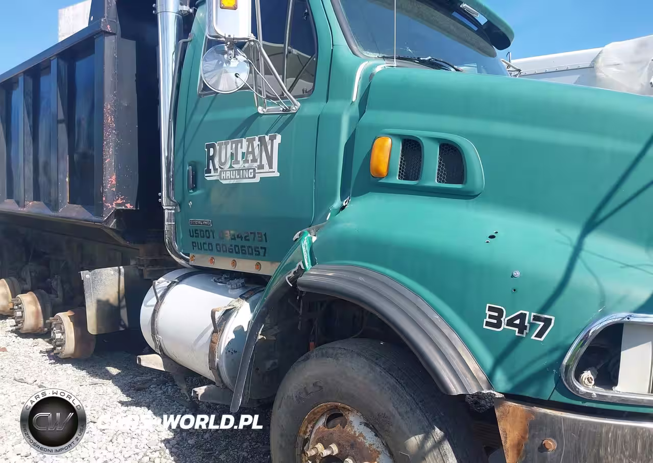 1999 Sterling Truck Lt 9513