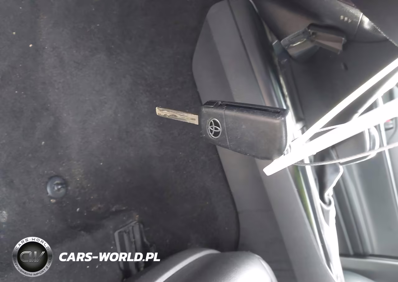 2020 Toyota Camry Se VIN:4T1G11AK6LU359606 - 11