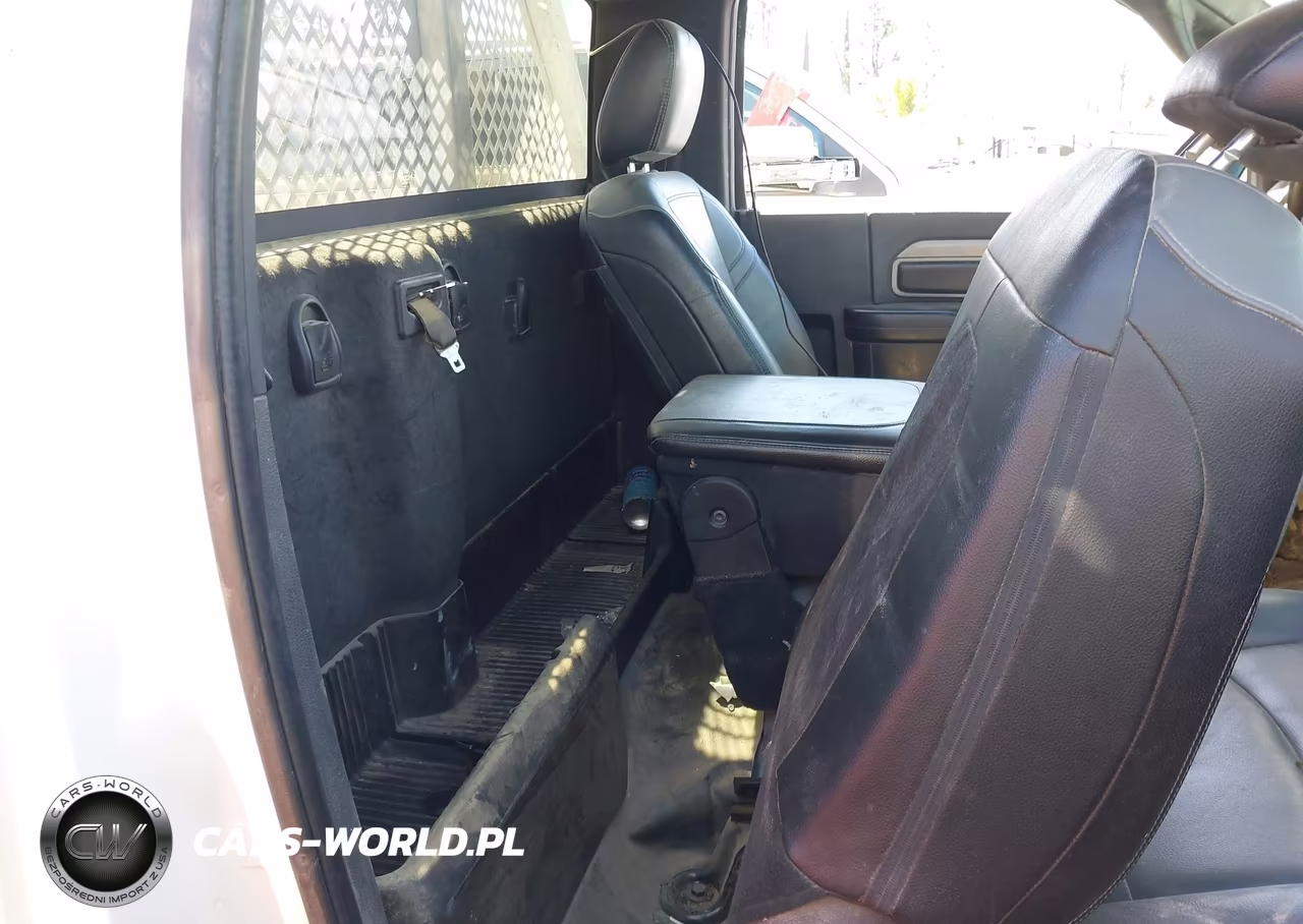 2022 Ram 3500 Chassis Tradesman-Slt VIN:3C7WRSBL2NG341960 - 6