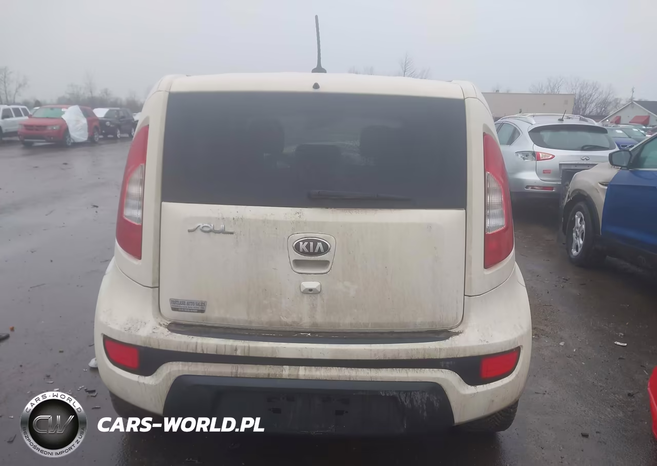2013 Kia Soul + VIN:KNDJT2A63D7758194 - 16