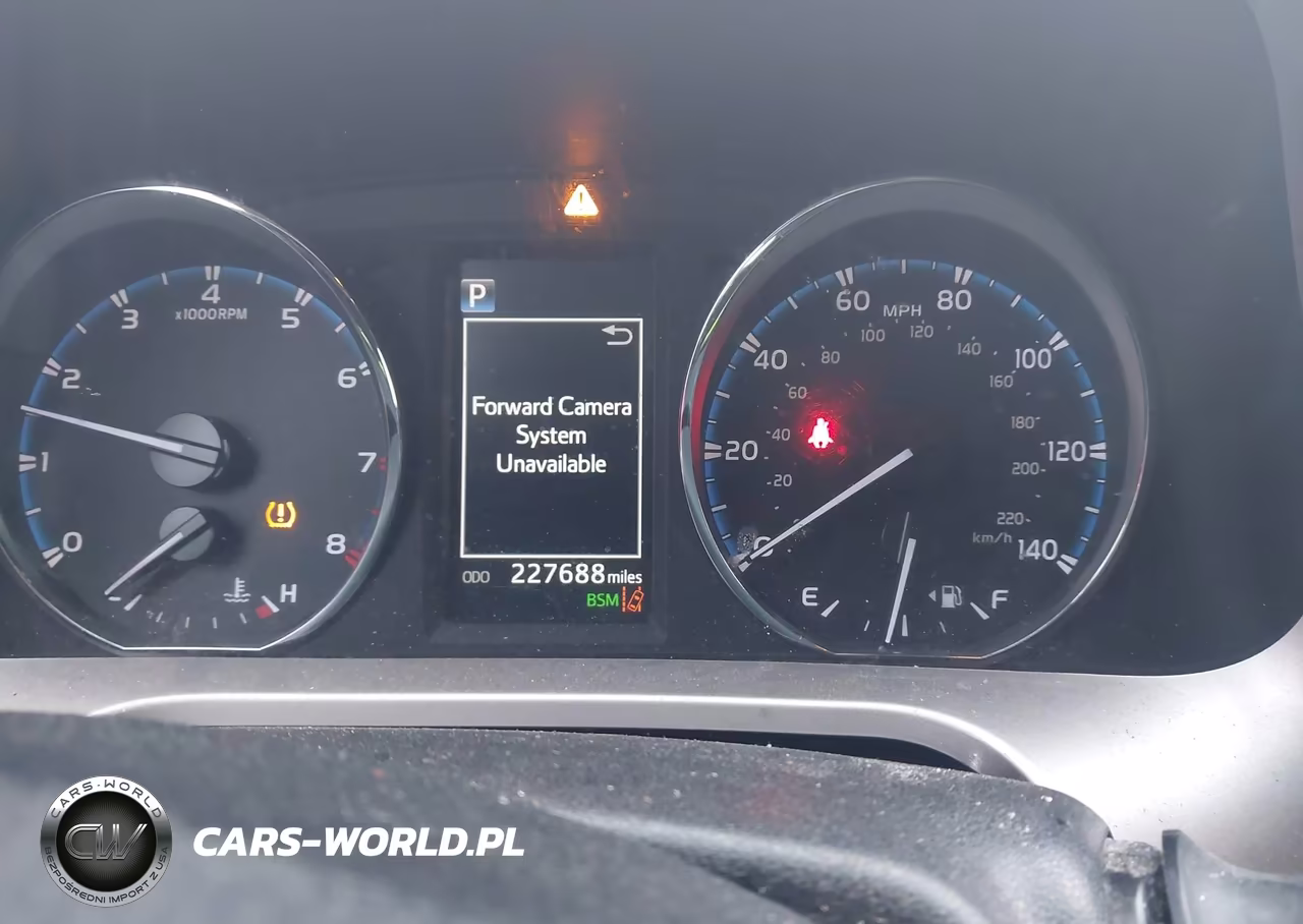 2018 Toyota Rav4 Limited VIN:JTMDFREV0JJ730236 - 16