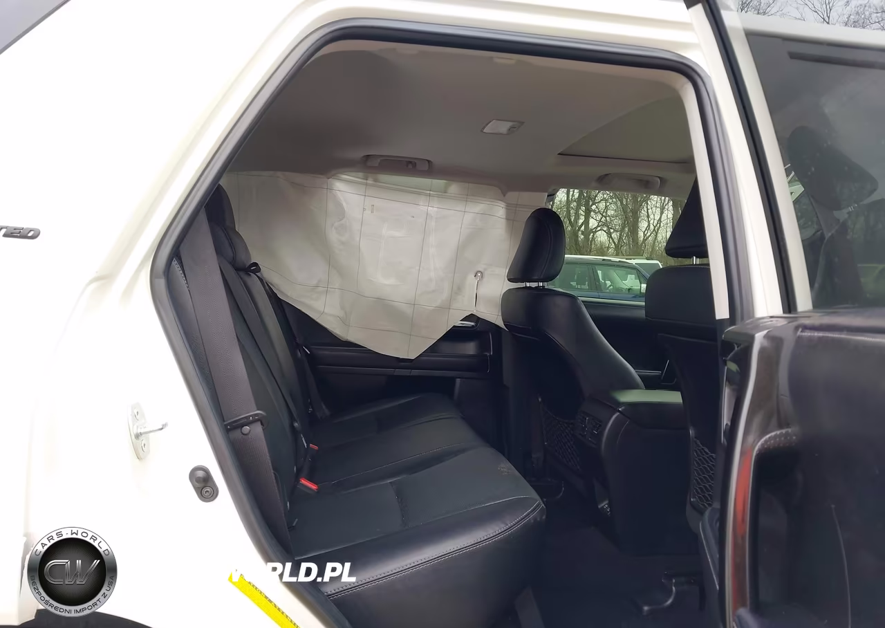2021 Toyota 4Runner Nightshade Special Edition VIN:JTEJU5JRXM5961681 - 8