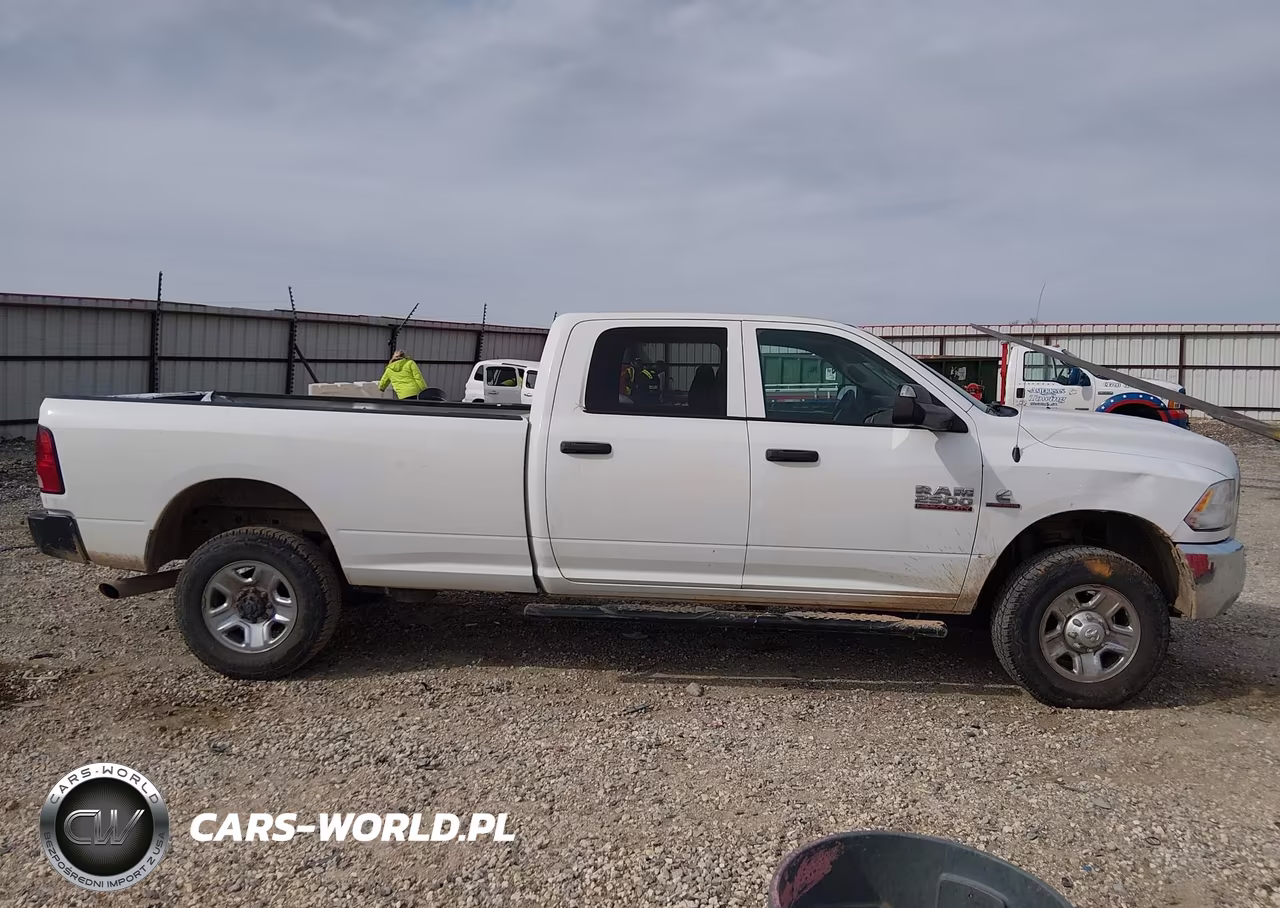 2014 Ram 2500 Tradesman VIN:3C6UR5HL3EG309300 - 13