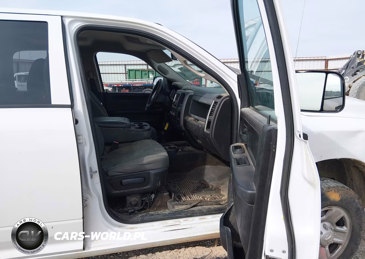 2014 Ram 2500 Tradesman VIN:3C6UR5HL3EG309300 - 5