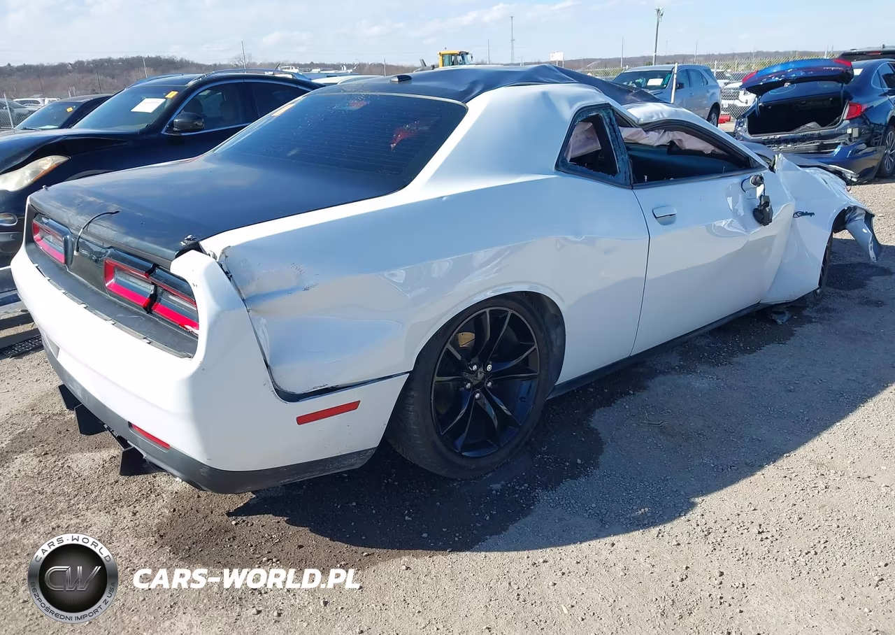2016 Dodge Challenger Sxt VIN:2C3CDZAG2GH202978 - 4