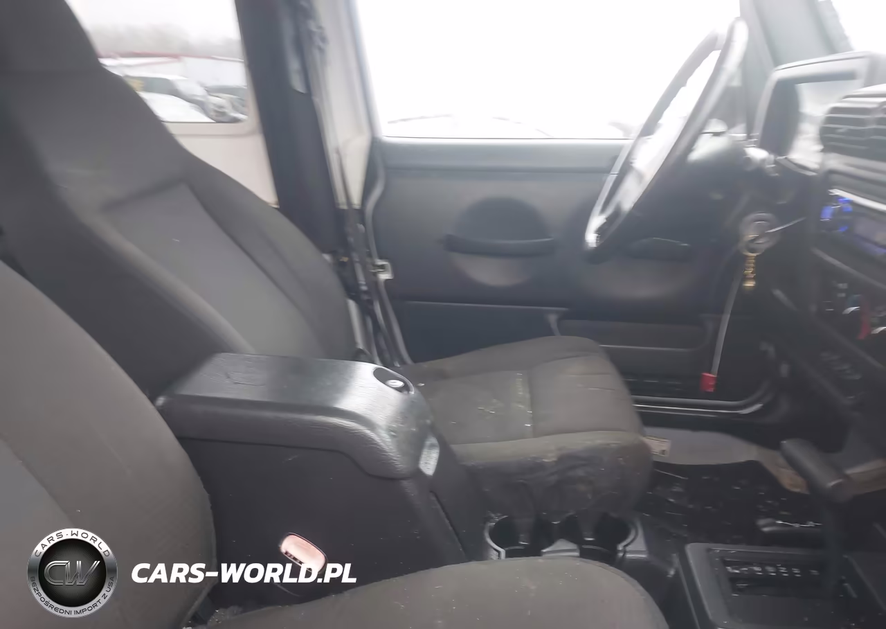 2006 Jeep Wrangler Unlimited VIN:1J4FA44S26P743232 - 5