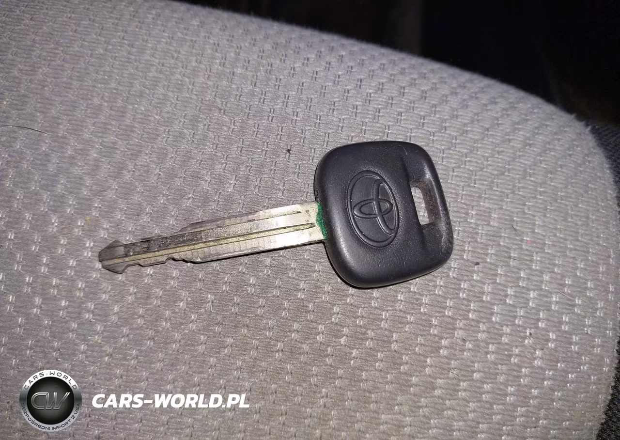 2014 Toyota Yaris L (Tmc-Cbu Plant) VIN:JTDKTUD34ED579618 - 11