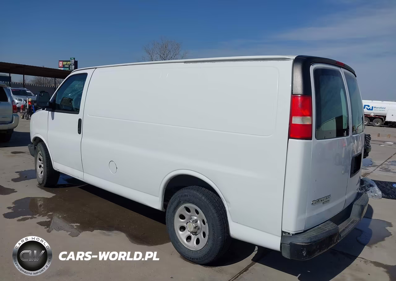 2014 Chevrolet Express 1500 Work Van VIN:1GCSGAFX8E1109368 - 3