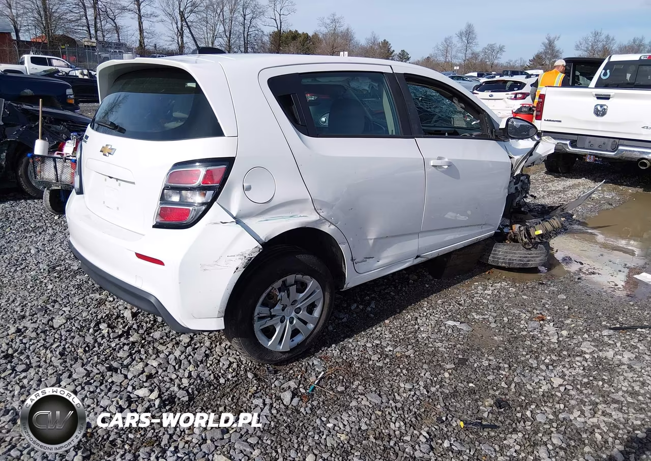 2017 Chevrolet Sonic Lt Auto VIN:1G1JG6SH7H4174148 - 4
