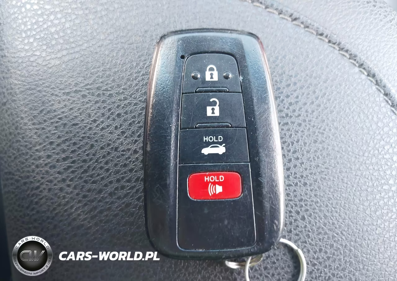 2018 Toyota Camry Xse VIN:4T1B61HK3JU670781 - 11