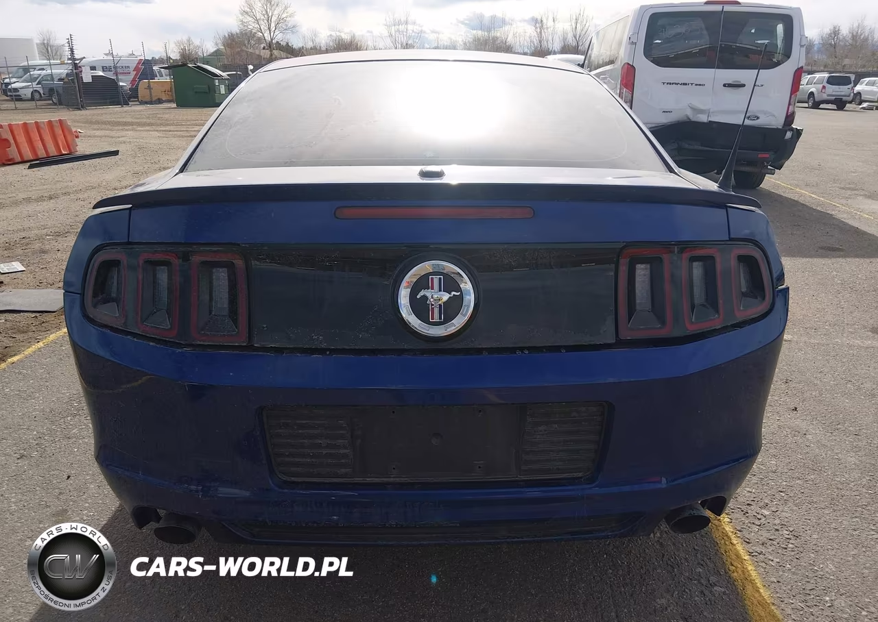 2014 Ford Mustang V6 Premium VIN:1ZVBP8AMXE5275063 - 17
