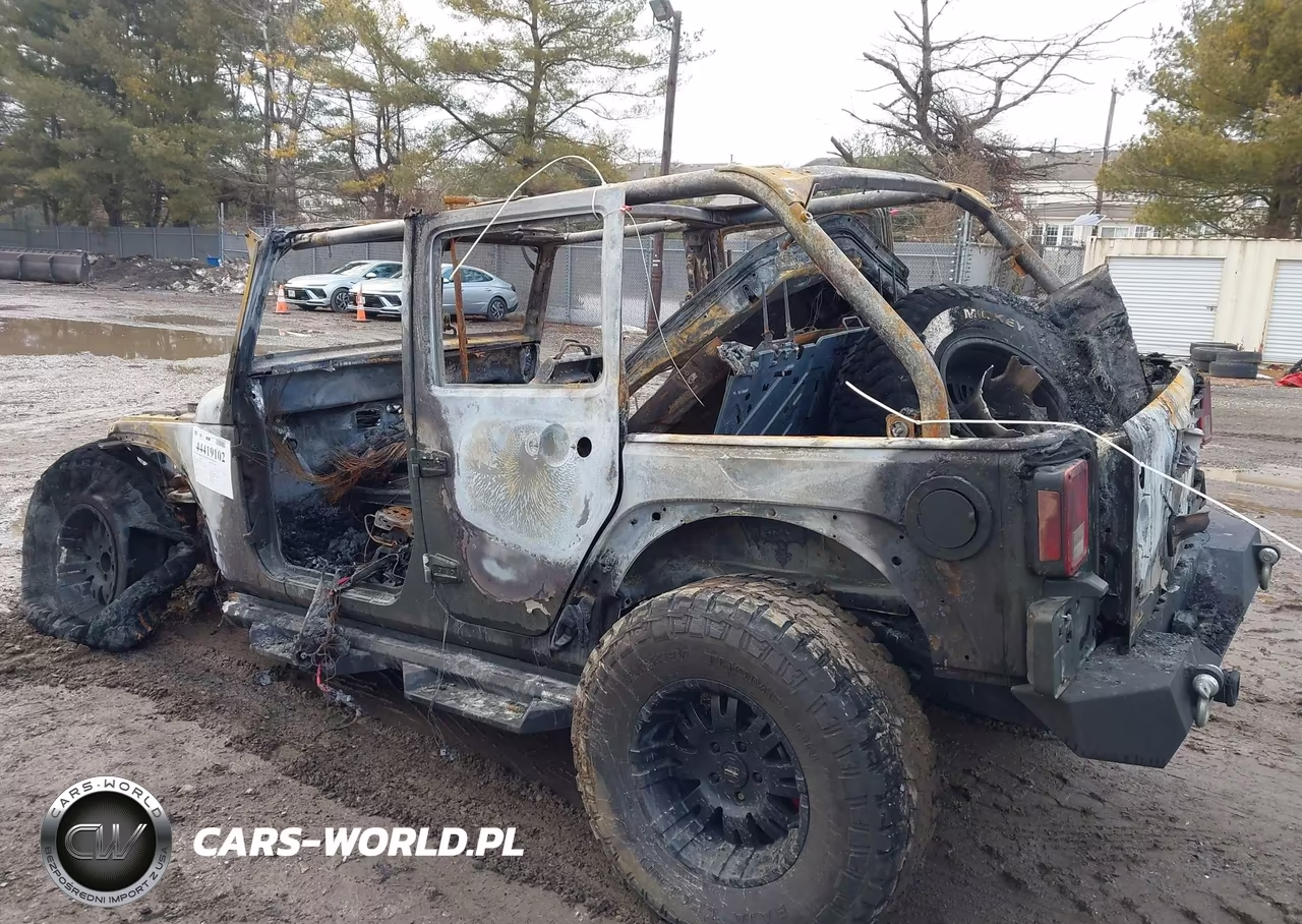 2007 Jeep Wrangler Unlimited X VIN:1J4GA39177L189144 - 3