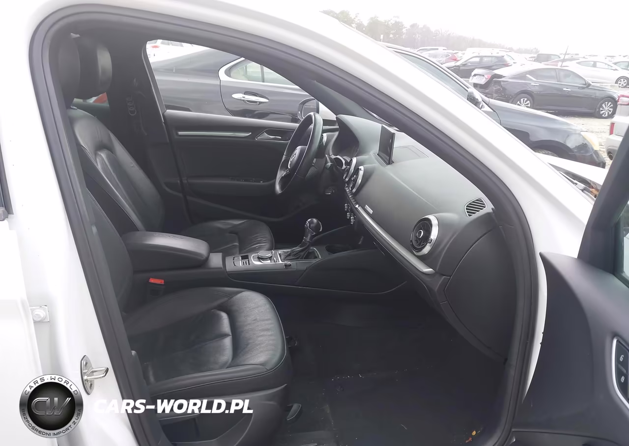 2017 Audi A3 2.0T Premium VIN:WAUAUGFF1H1033833 - 5