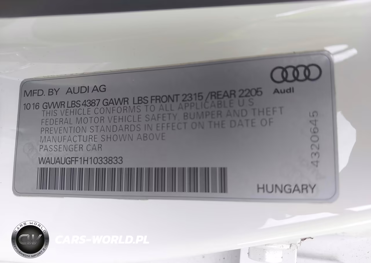 2017 Audi A3 2.0T Premium VIN:WAUAUGFF1H1033833 - 9