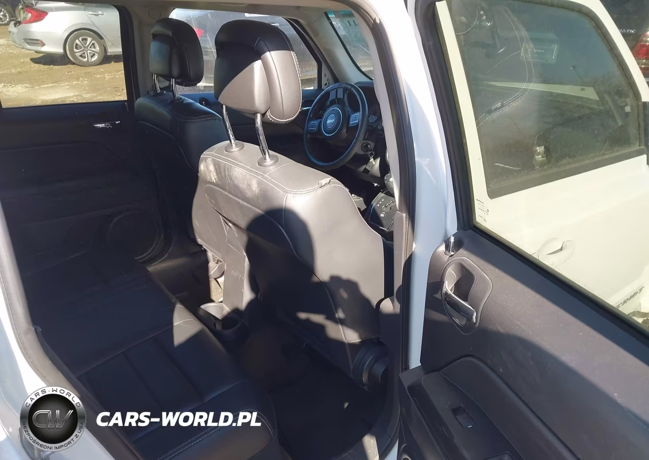 2015 Jeep Patriot High Altitude Edition VIN:1C4NJRFB2FD217826 - 8