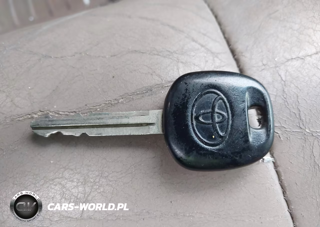 2000 Toyota Sienna Xle VIN:4T3ZF13C2YU266466 - 11