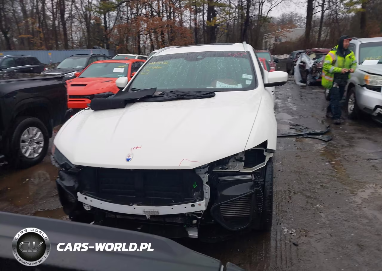 2021 Maserati Levante S VIN:ZN661YUA9MX372103 - 12