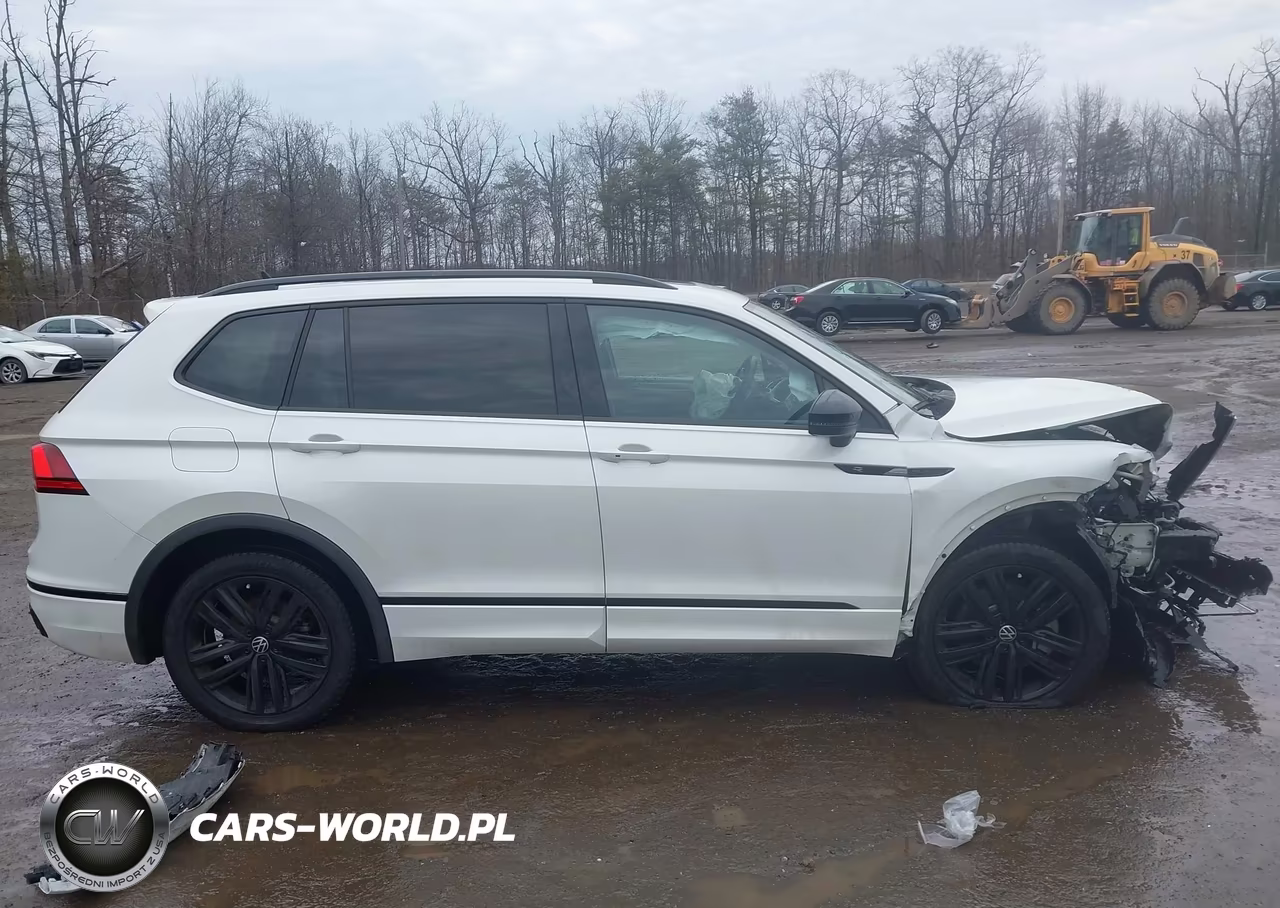 2022 Volkswagen Tiguan 2.0T Se R-Line Black VIN:3VVCB7AX7NM081600 - 13