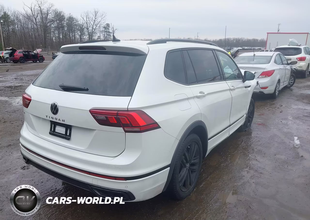 2022 Volkswagen Tiguan 2.0T Se R-Line Black VIN:3VVCB7AX7NM081600 - 4