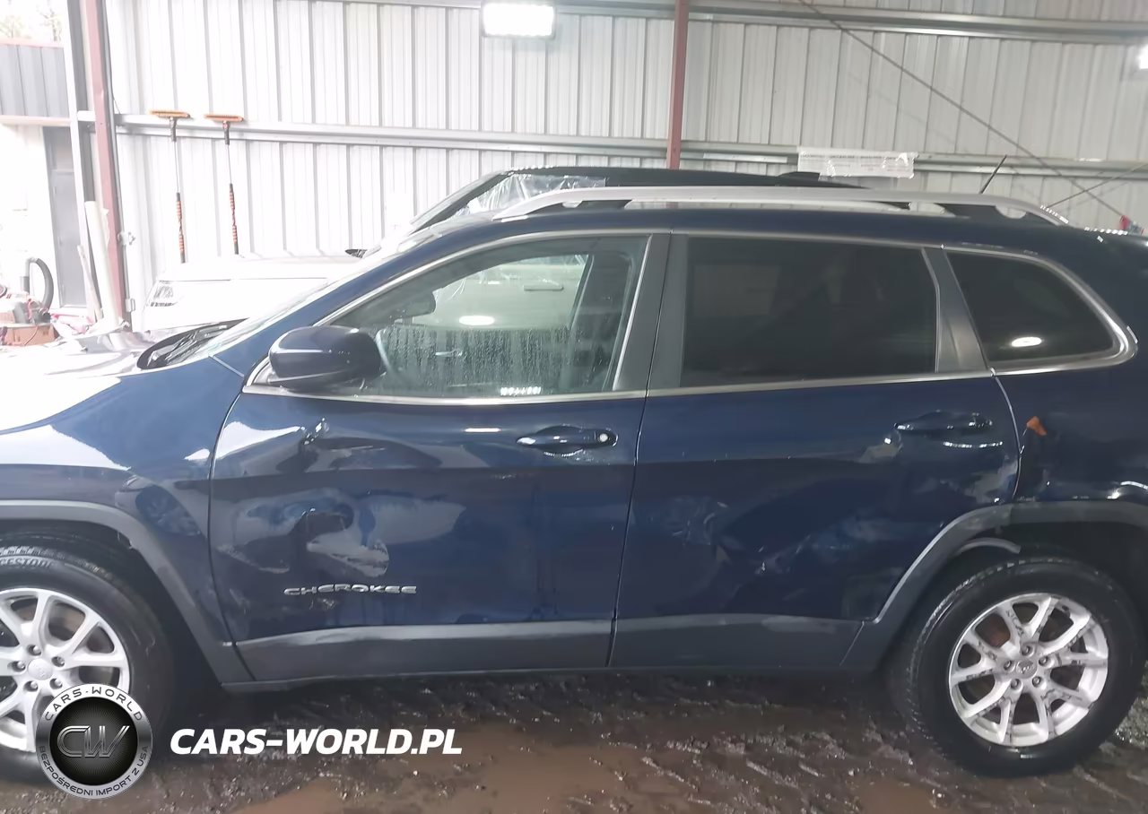 2014 Jeep Cherokee Latitude VIN:1C4PJMCB2EW281996 - 14