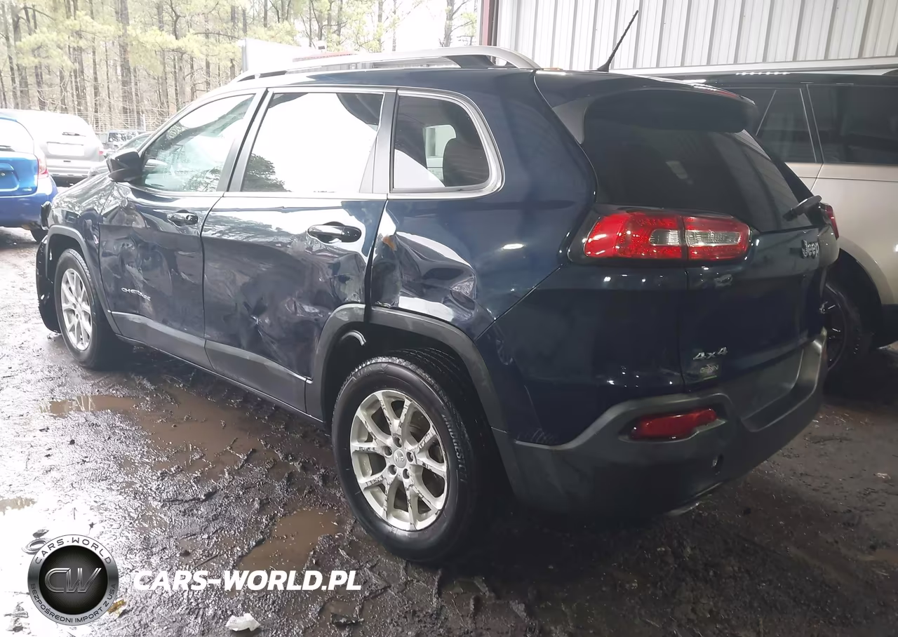 2014 Jeep Cherokee Latitude VIN:1C4PJMCB2EW281996 - 3