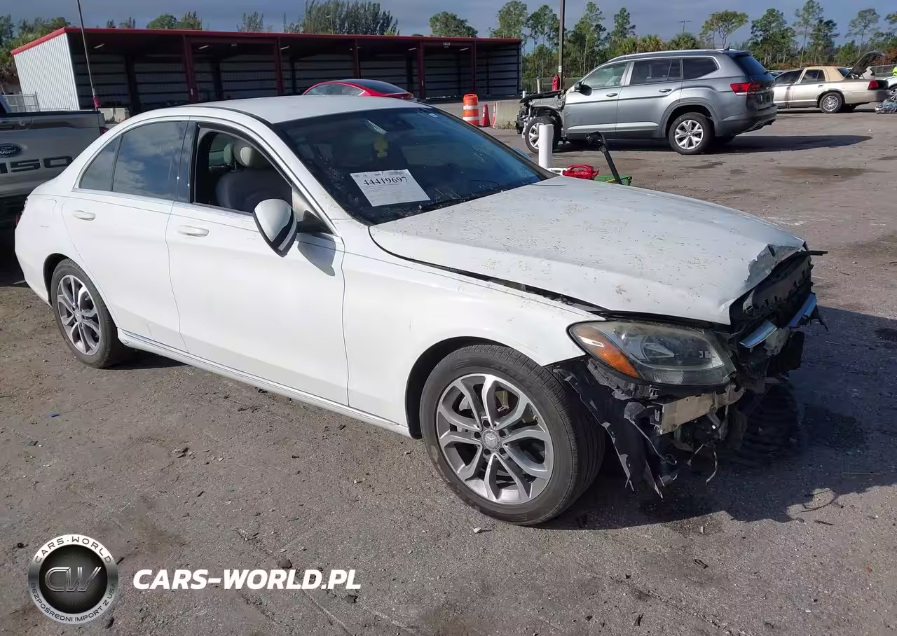 2016 Mercedes-Benz C 300