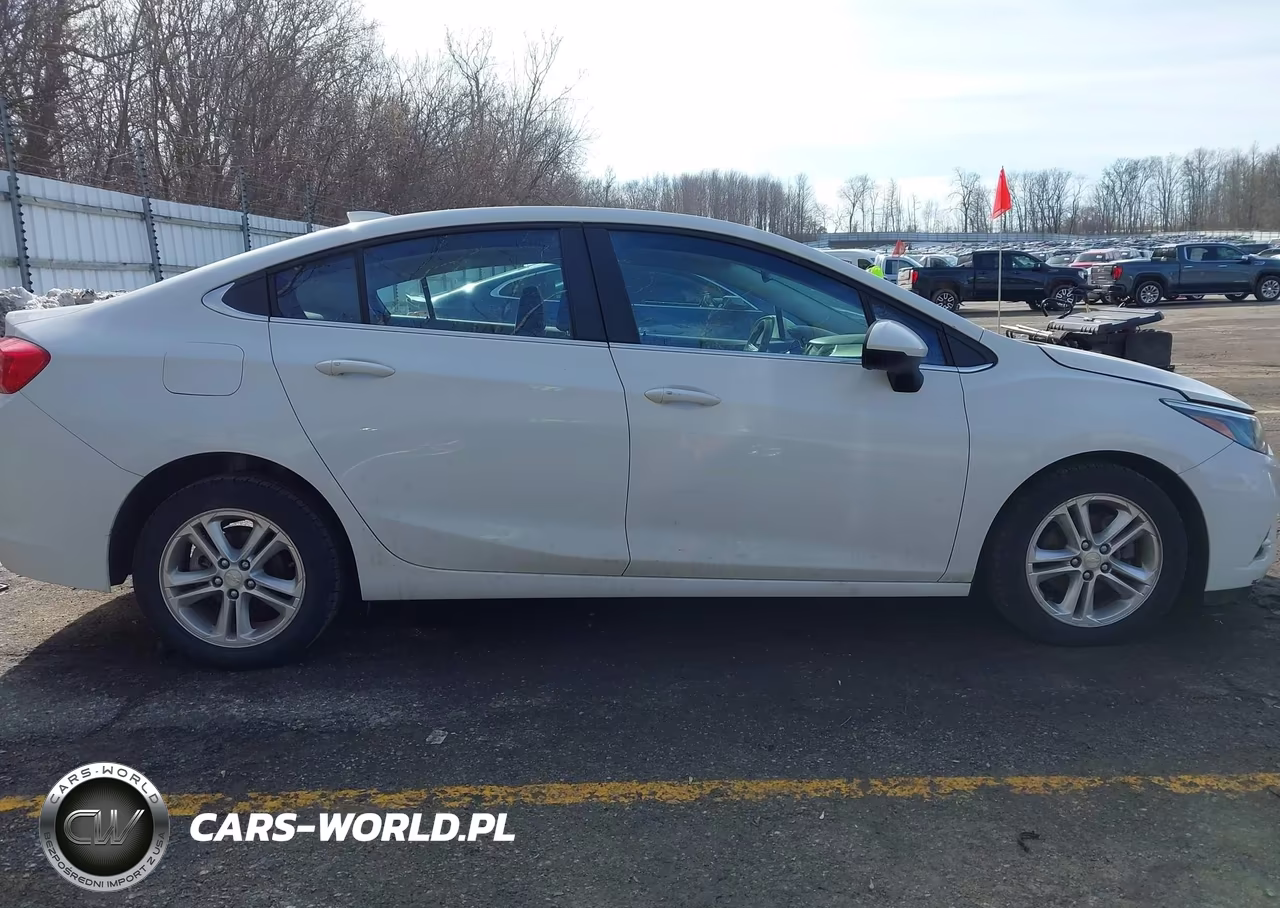 2017 Chevrolet Cruze Lt Auto VIN:1G1BE5SM5H7236839 - 13