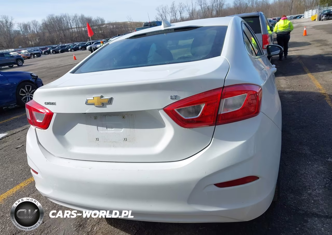 2017 Chevrolet Cruze Lt Auto VIN:1G1BE5SM5H7236839 - 16