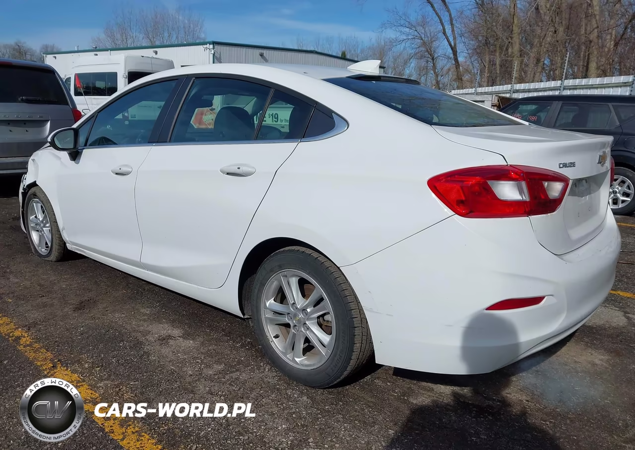 2017 Chevrolet Cruze Lt Auto VIN:1G1BE5SM5H7236839 - 3