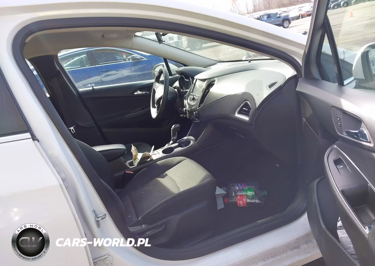 2017 Chevrolet Cruze Lt Auto VIN:1G1BE5SM5H7236839 - 5