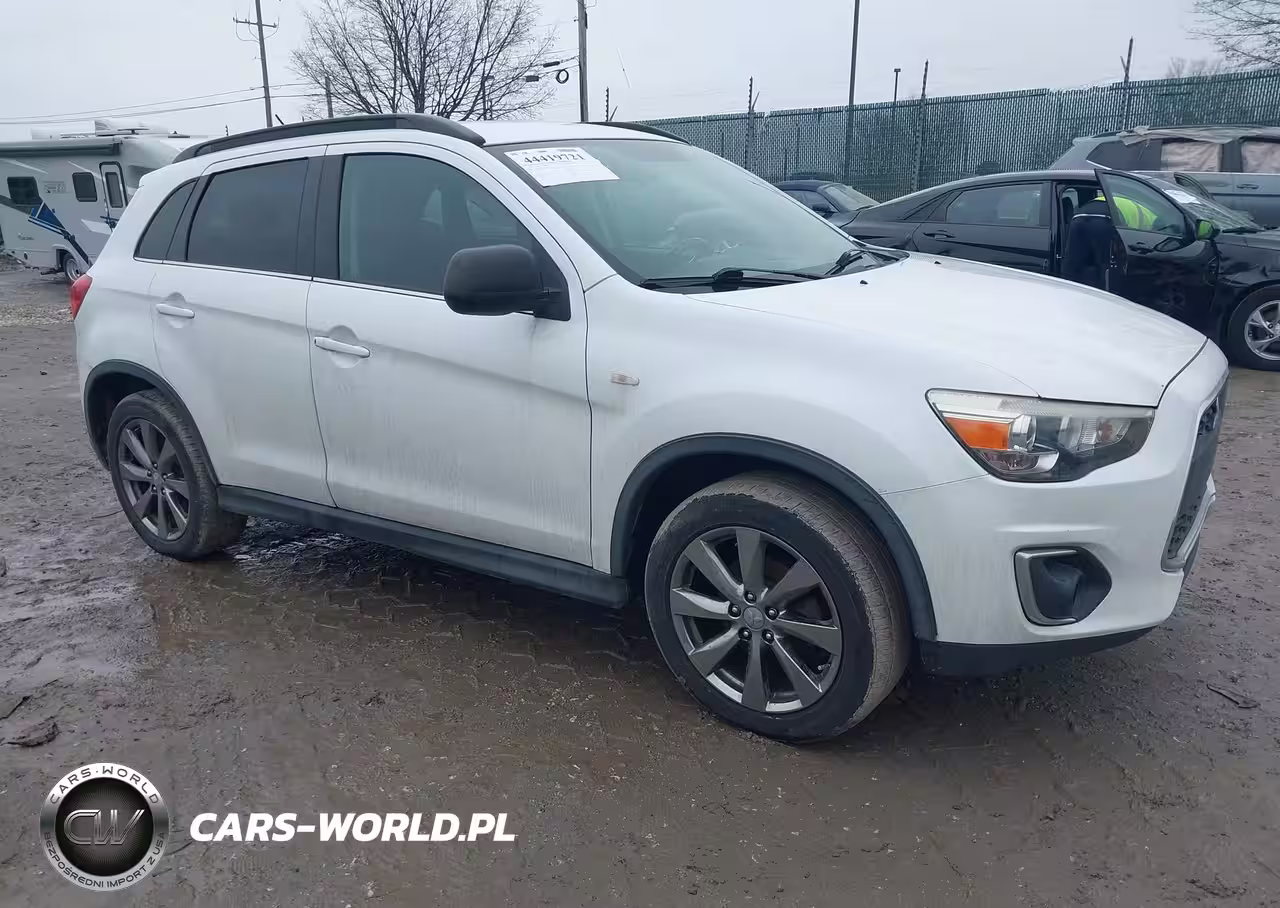 2013 Mitsubishi Outlander Sport Le