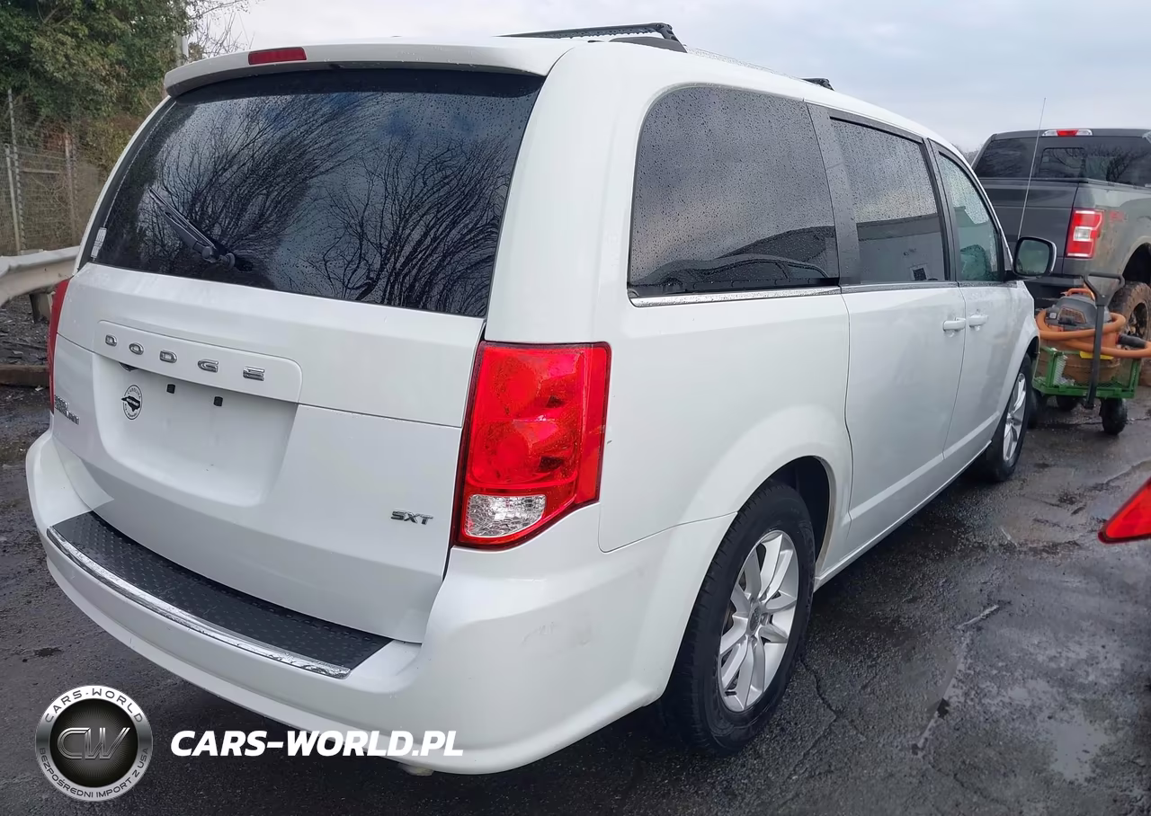 2020 Dodge Grand Caravan Sxt VIN:2C4RDGCG4LR174578 - 4