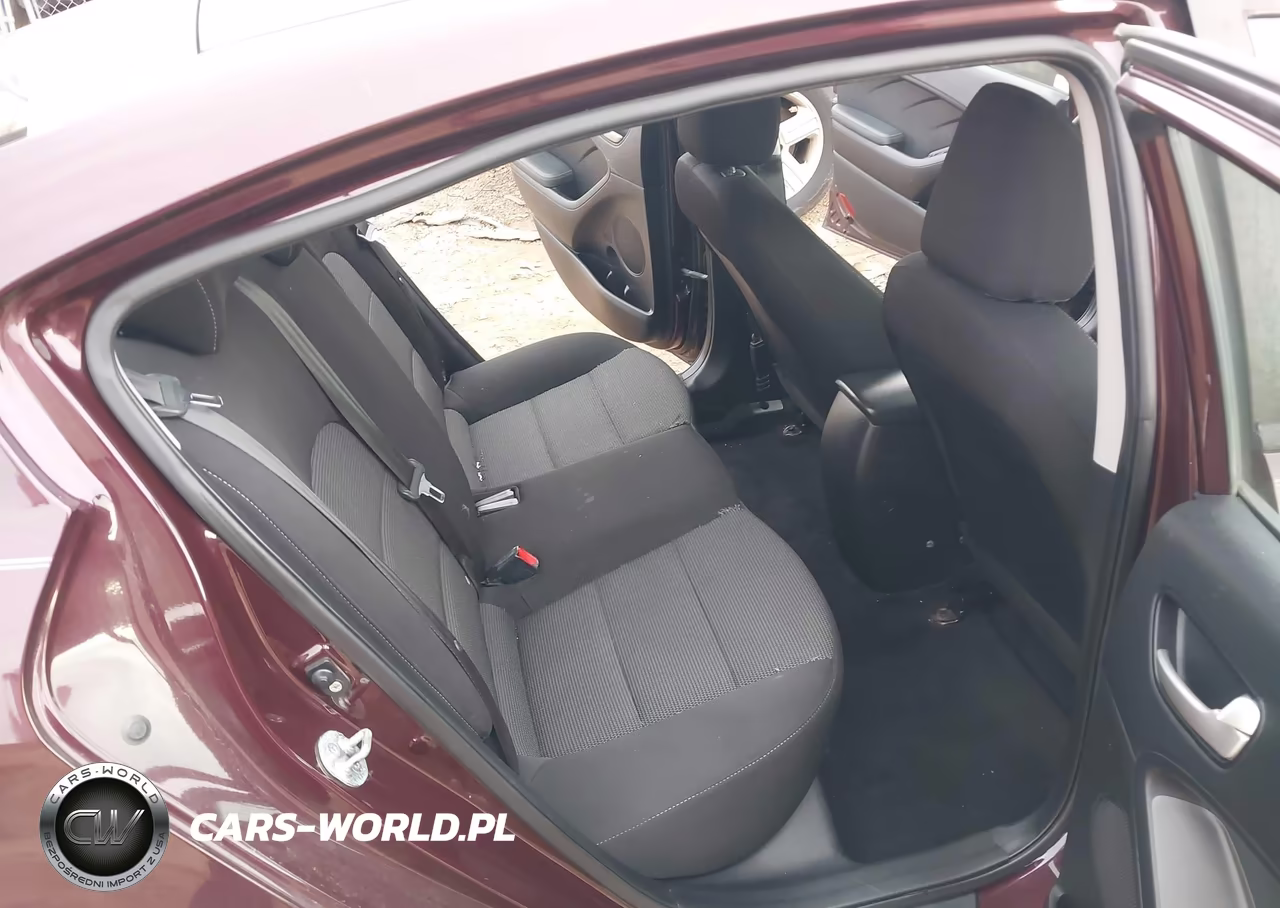 2018 Kia Forte Lx VIN:3KPFK4A78JE182899 - 8