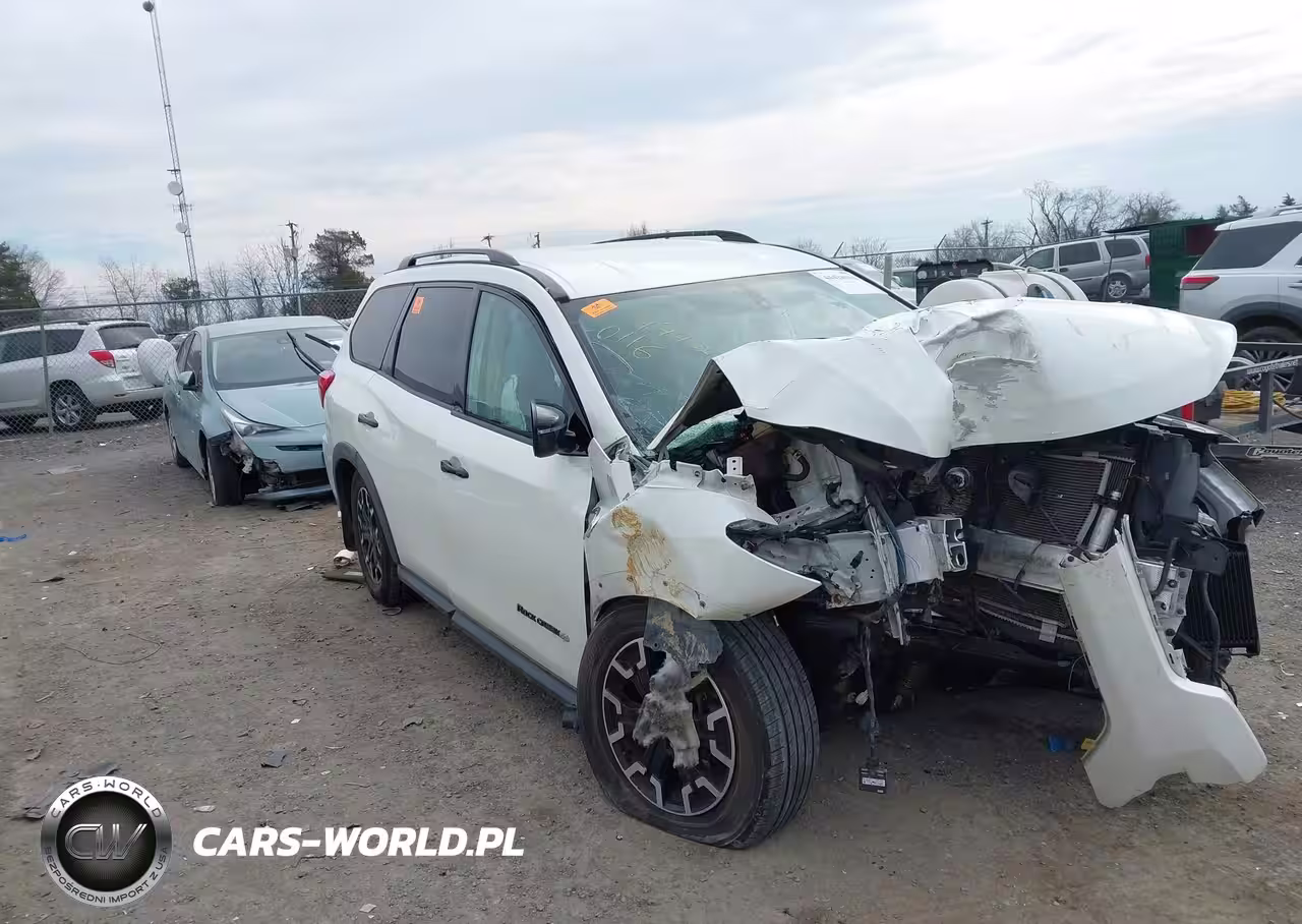 2019 Nissan Pathfinder Sv