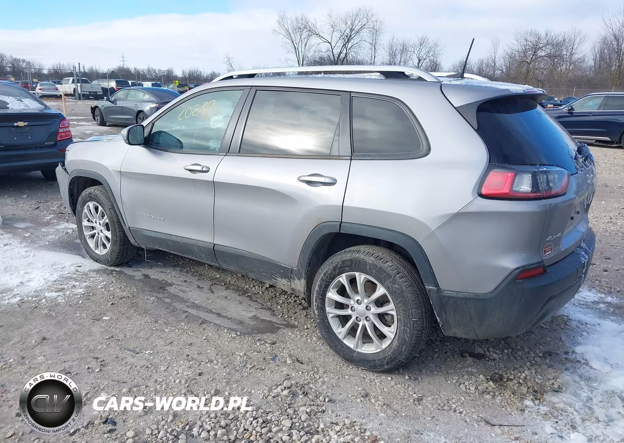 2021 Jeep Cherokee Latitude 4X4 VIN:1C4PJMCB5MD242717 - 3