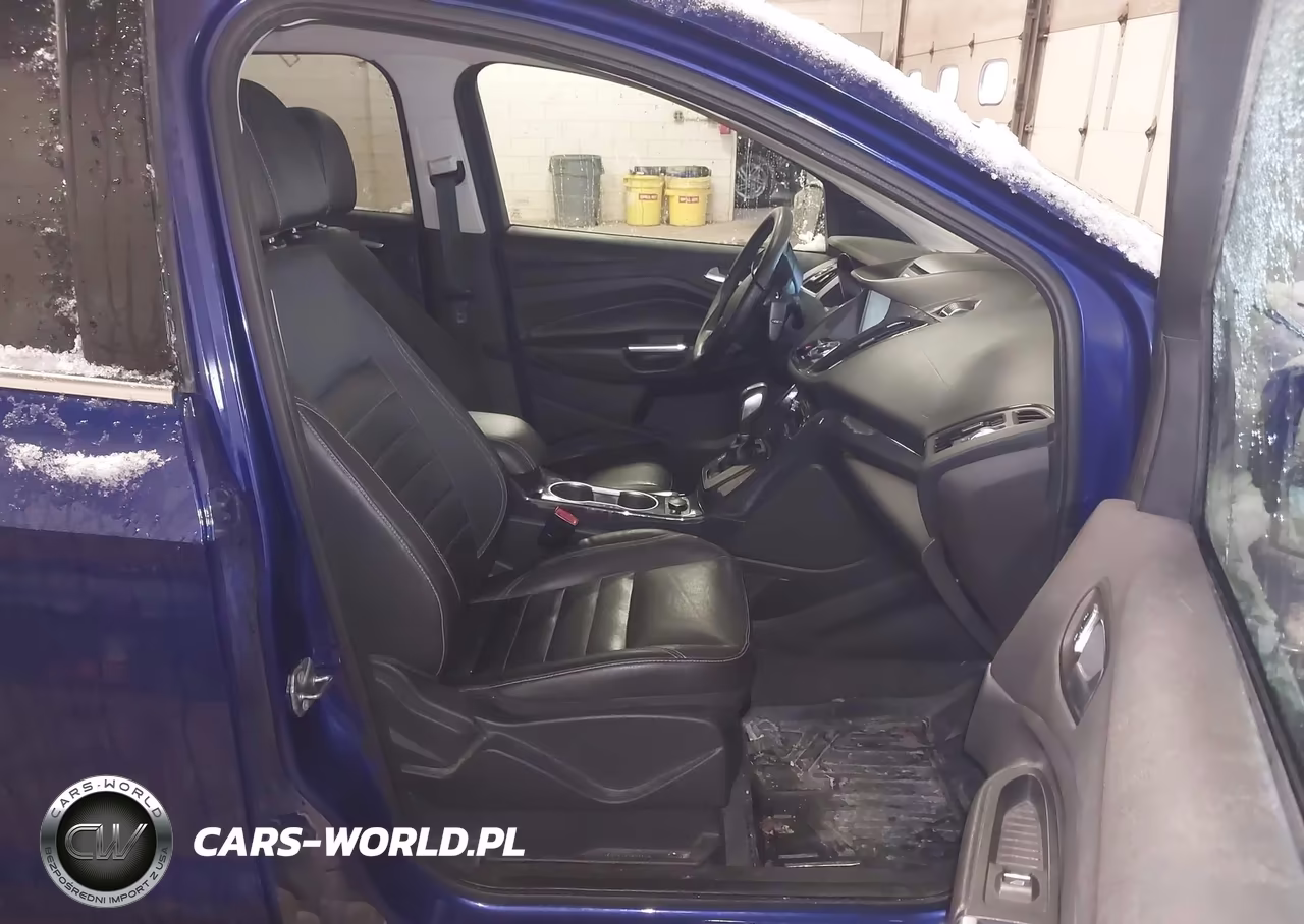 2014 Ford Escape Titanium VIN:1FMCU9J95EUE22117 - 5