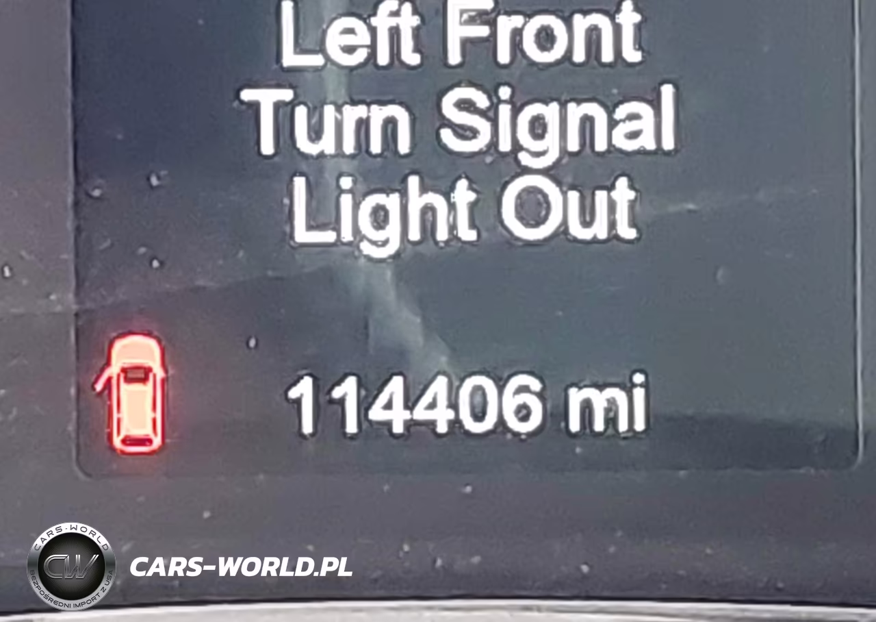 2017 Chrysler Pacifica Touring VIN:2C4RC1DG8HR621094 - 15